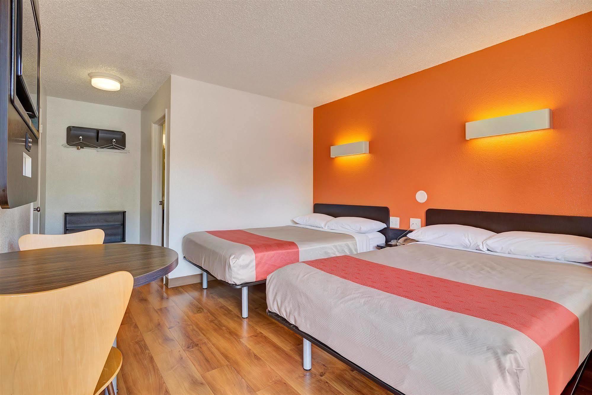 Park Inn By Radisson, Santa Rosa South Exterior photo